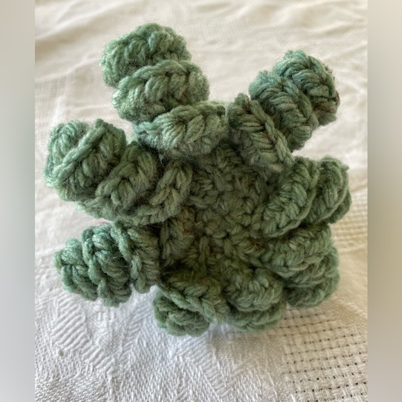 Crochet Octopus - Picture 5 of 7